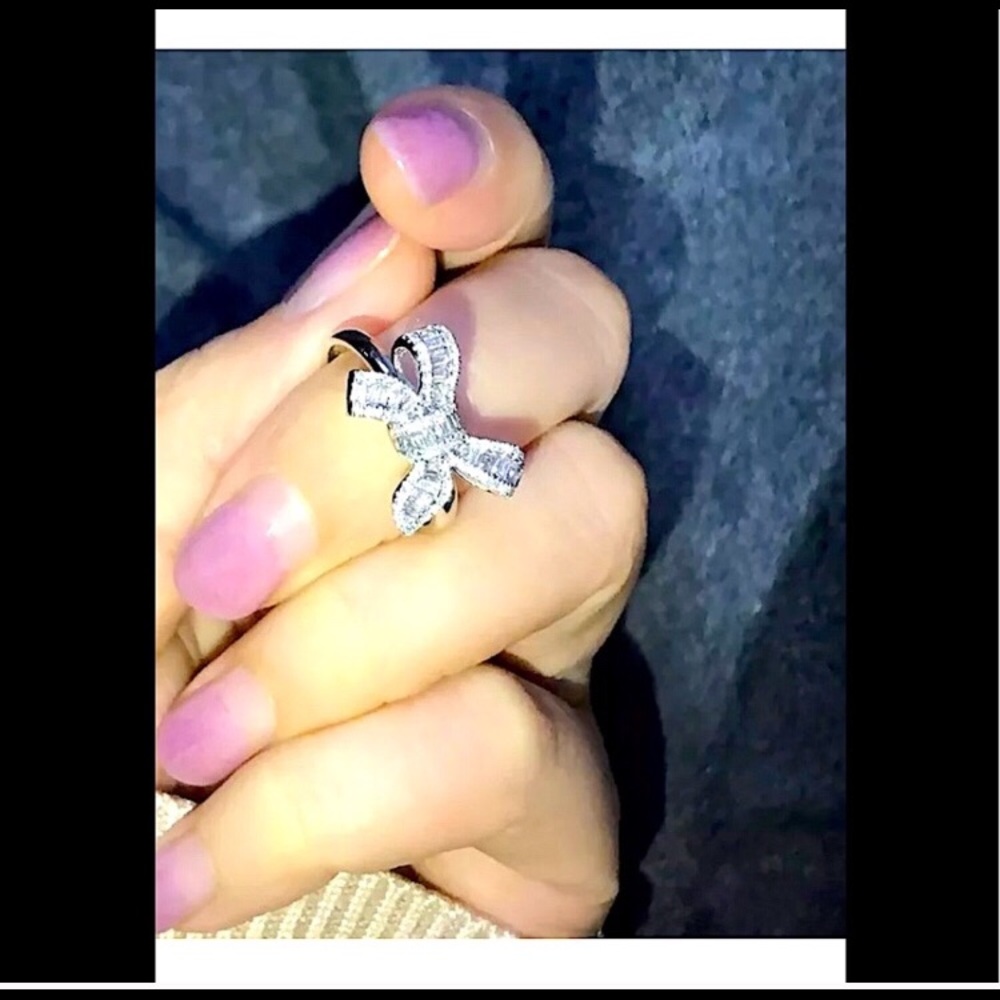 💍 New Simulated 💎 Sterling Silver Looped 💍 - Picture 3 of 5